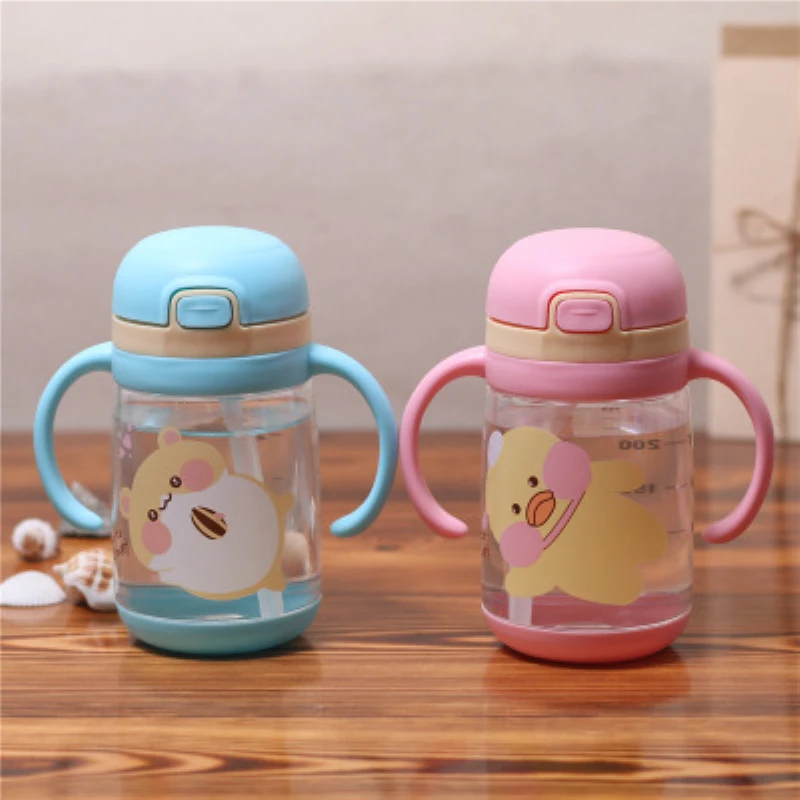

Creative Cartoon Water Bottle With Straw Handgrip Leak Proof Outdoor Portable For Kids Plasticd Drinking Water Bottle BPA Free