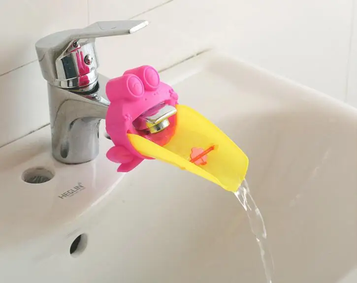 

Free shipping Cute Frog Bathroom Sink Faucet Chute Extender Children Kids Washing Hands convenient for baby, washing helper NG4S