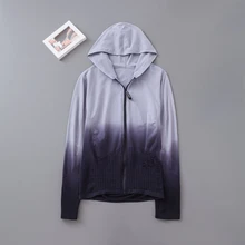 Новая ветрозащитная верхняя одежда с градиентом, Женская быстросохнущая Спортивная одежда для йоги, длинный рукав, фитнес, с капюшоном, на молнии, черная куртка для бега