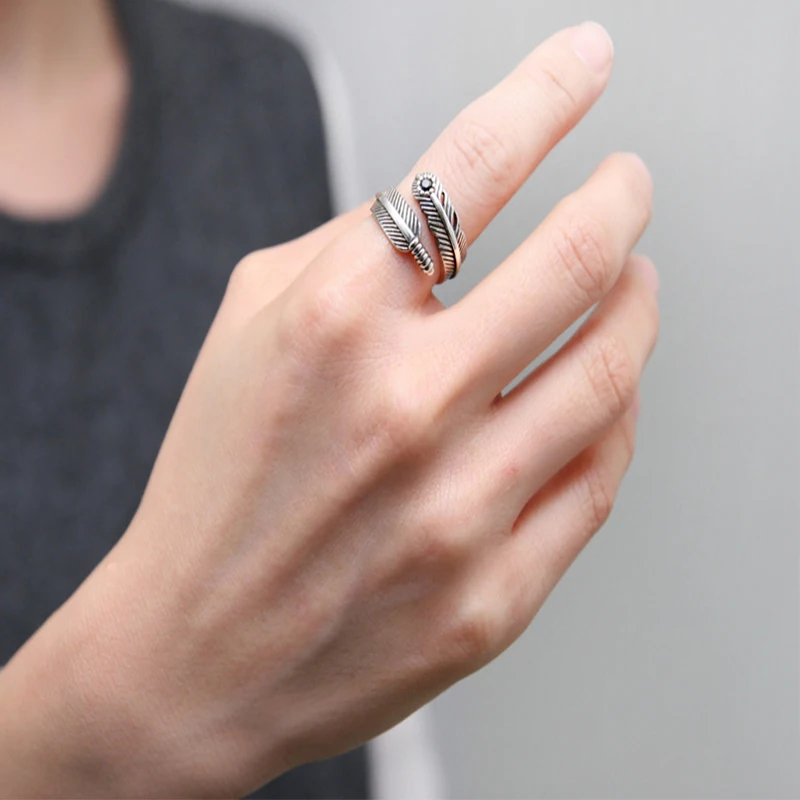 

Amaiyllis 925 Sterling Silver Retro Feather Open Rings Adjustable Black Cubic Zirconia Open Ring Wedding Jewelry