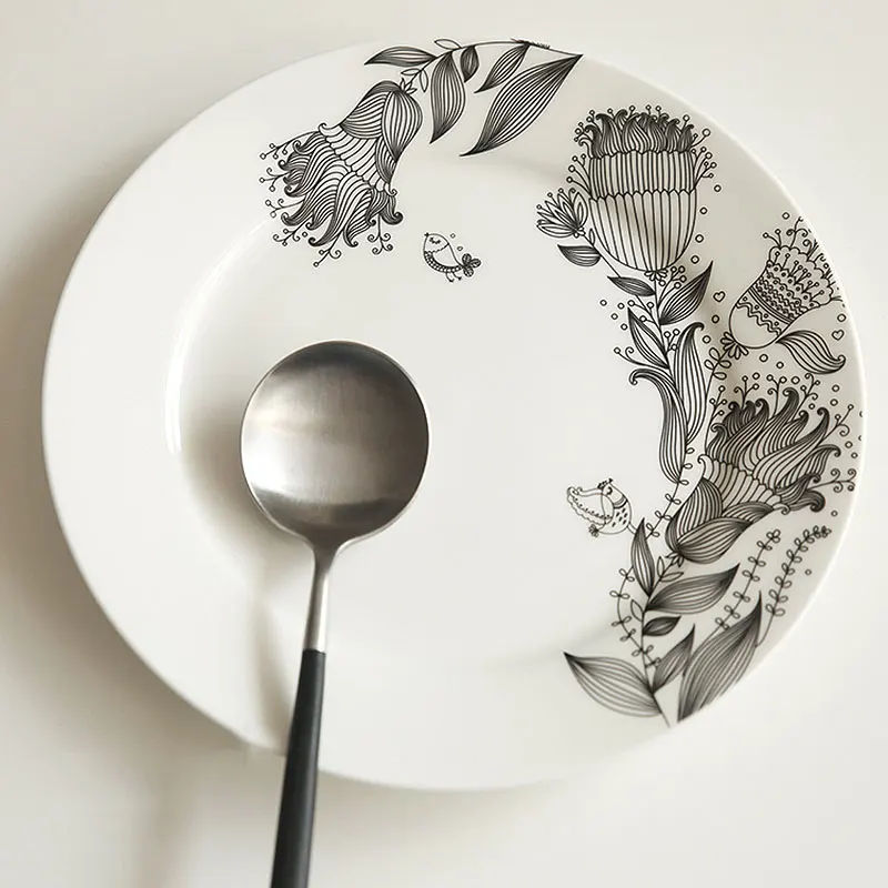 Домашний текстиль тарелка из костяного фарфора глазурованная круглая черно-белая Цветочная печать блюда для стейка западные тарелки столовая посуда оптом