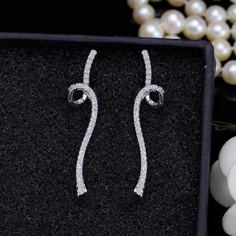 CWWZircons Designer Geometric Riband Shape Micro Cubic Zirconia Stone Pave Fashion Silver Color Ladies Jewelry Earrings CZ089