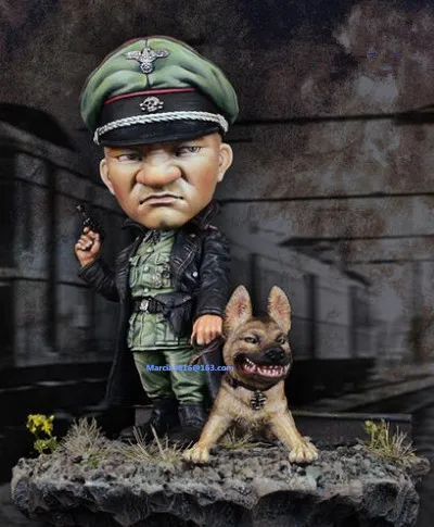 Scale 1/18 90mm German Officer and dog Figure Resin model 