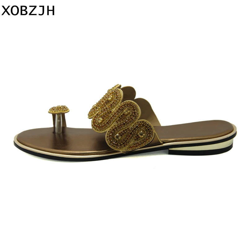 summer slippers