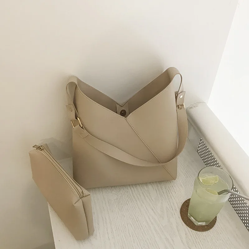 

Attra-Yo Women Bags New Fashion Female Wild Student Simple Casual Portable Handbags Harajuku Small Handbag Beauty Shoulder Bag