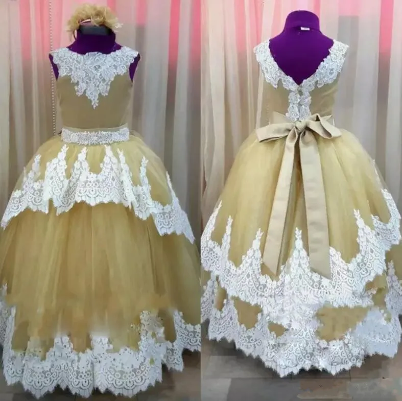 

Customized Ball Gown 2018 Fluffy Flower Girls Dresses Tulle Applique Lace Ankle Length Sleeveless Communion Gown Actual Image