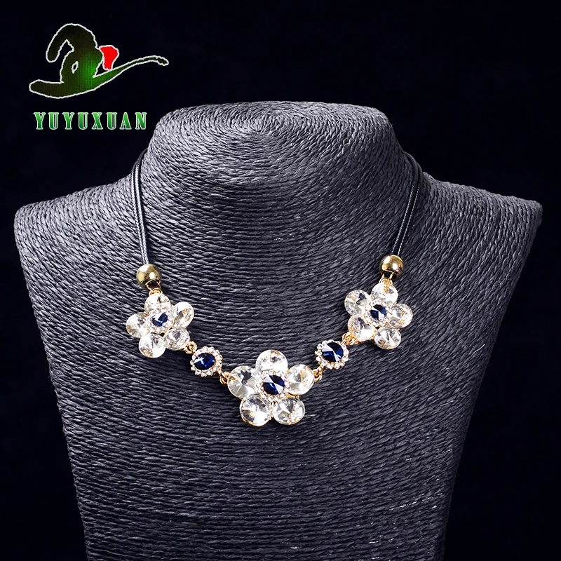 Exquisite Flower Crystal Necklace Sweater Chain M5002 |