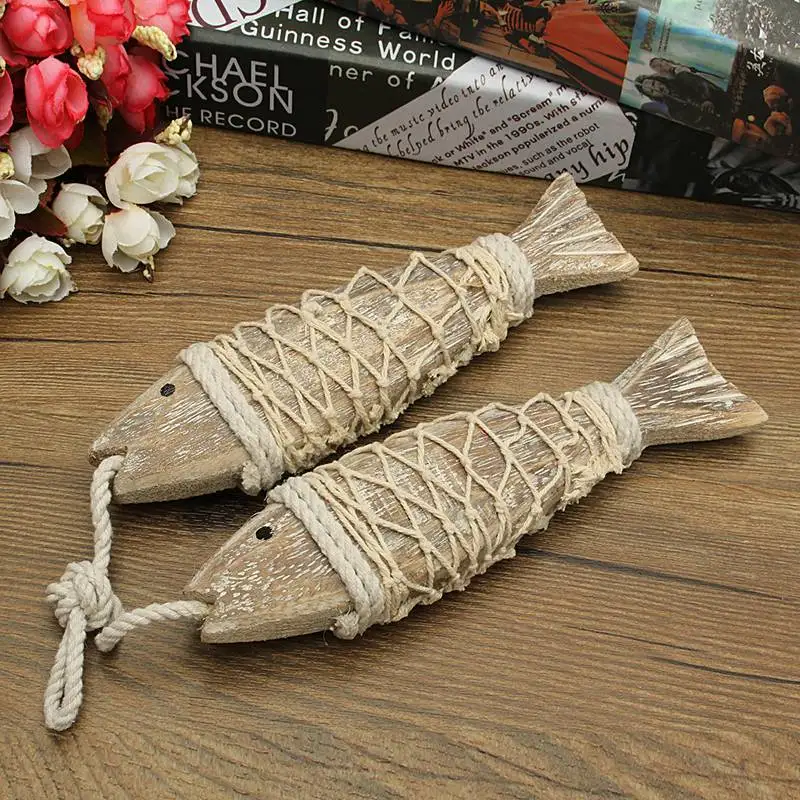 KiWarm 2 piezas Retro estilo mediterráneo Retro rústico tallado a mano colgante de madera peces adornos para colgar en el hogar Decoración regalo