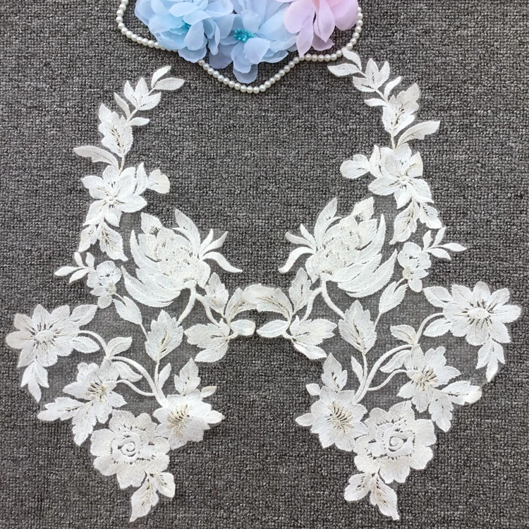 

10 Pieces/lot Ivory+gold color cotton embroidered lace patches for wedding gowns! Good quality nice embroidery lace for dress