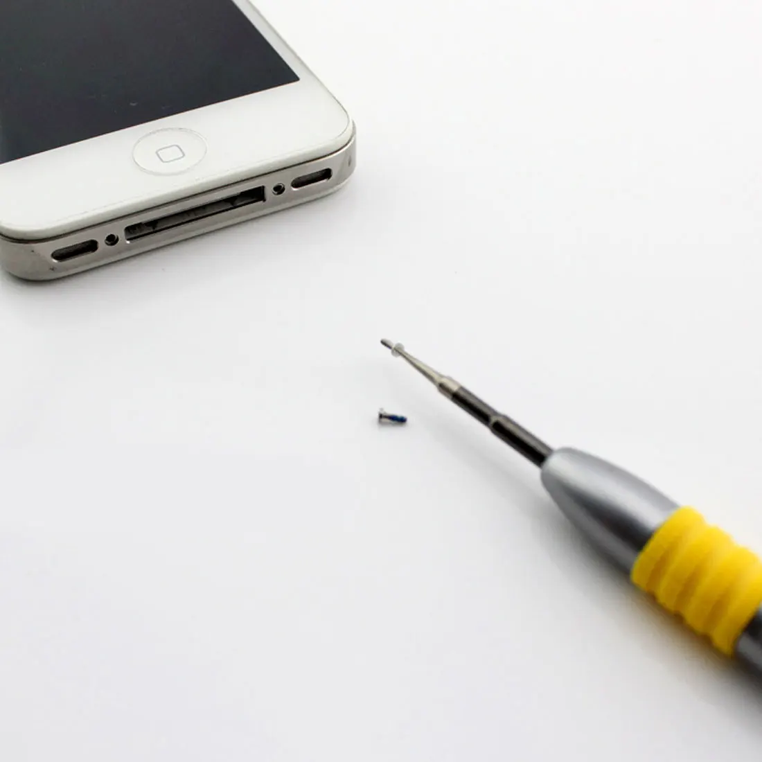 1 2mm P5 Precision Screwdriver For MacBook Air And Pro Retina Laptop 1 2mm P5 Precision Screwdriver For MacBook Air And Pro Retina Laptop
