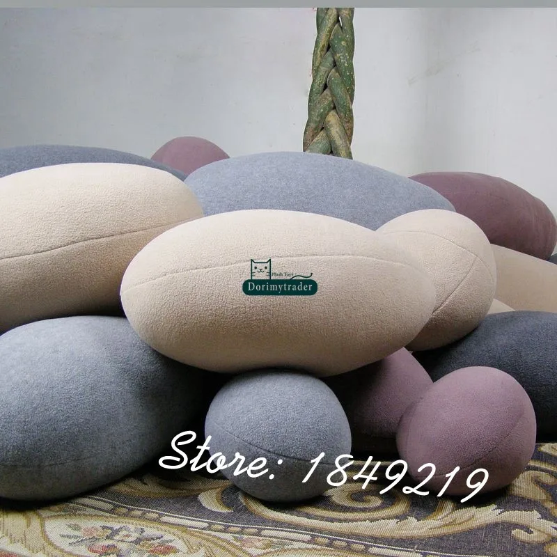 Dorimytrader Fashion DIY Cobblestone Cushion Pillow Roon Decoration Emulational Stone Shape Children Play Toy DY61089(8)