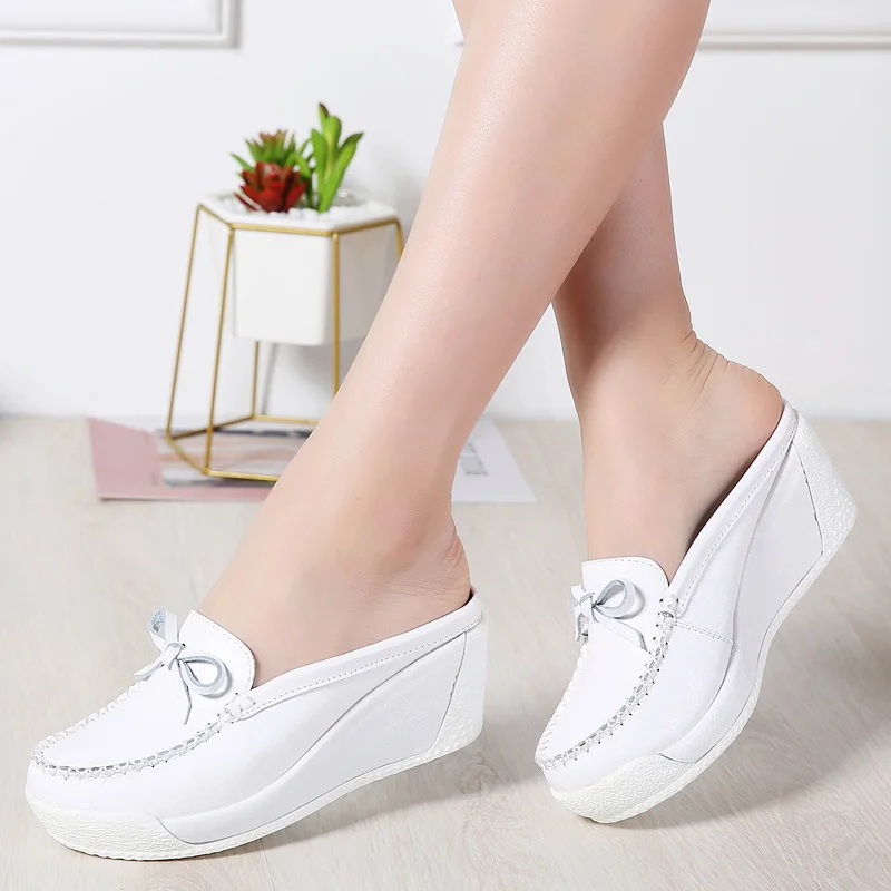 

AARDIMIWomen's Genuine Leather Platform Shoes Casual Slip On Hight Increasing Nurse Shoes Summer Creepers Women Pumps
