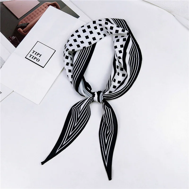 

70x35cm Letter Printed Small Triangle Silk Neck Scarf Neckerchief Women Elegant Hair Headband Scarfs for Ladies Kerchief 2019