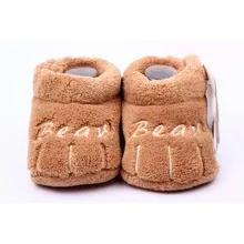 Красивая дизайнерская обувь для маленьких мальчиков и девочек; обувь для малышей; мягкие комнатные туфли на плоской подошве с круглым носком; зимняя теплая обувь для малышей