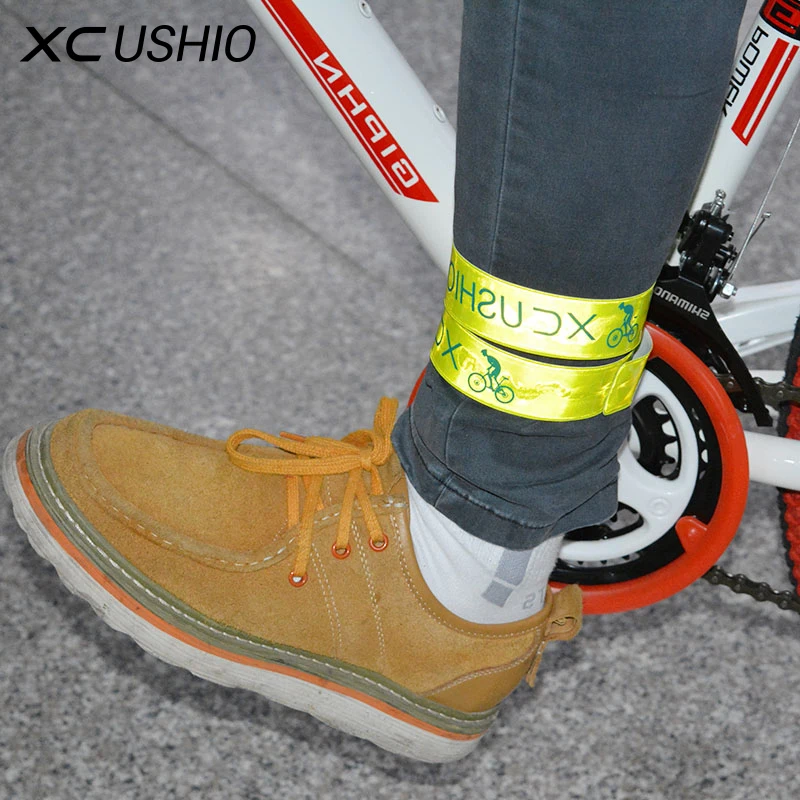 Cheap 2Pcs Protable Mountain Bike Bicycle MTB Reflective Safe Leg Pants Clip Strap Silicon Steel Reflector Tape Cycling Accessories 3