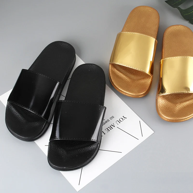 

Women Slides 2019 Fashion Slippers Platform Sandals Summer Bling Beach Slides Flip Flops Comfortable Flat Shoes Chaussure Femme