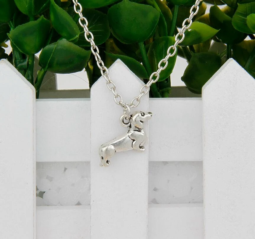 

Hot Antique Silver Dachshund Dog Charm Amulet Pendant Clavicle Short Necklace Women Jewelry Findings Friendship Gift H108