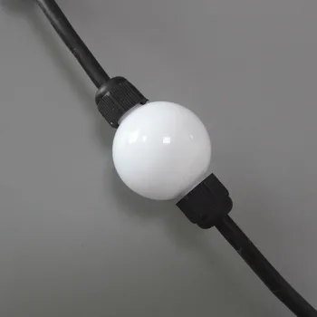 

IP67 outdoor addressable 3D 40pcs 35mm UCS2903 full color milky ball;DC24V input;1.44W;double side with 3pcs 5050 leds each side