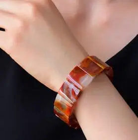 

free shipping 21*16*5 Natural South Warring States Red Agate Hand Golden Grass Flower Jade Bracelets