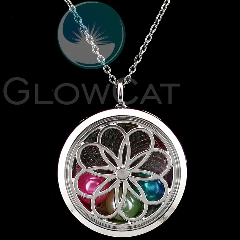 

OM Mandala Flower Locket Steel Chains Essential Oil Aromatherapy Diffuser Perfume Locket Pendant Necklace R-K1184