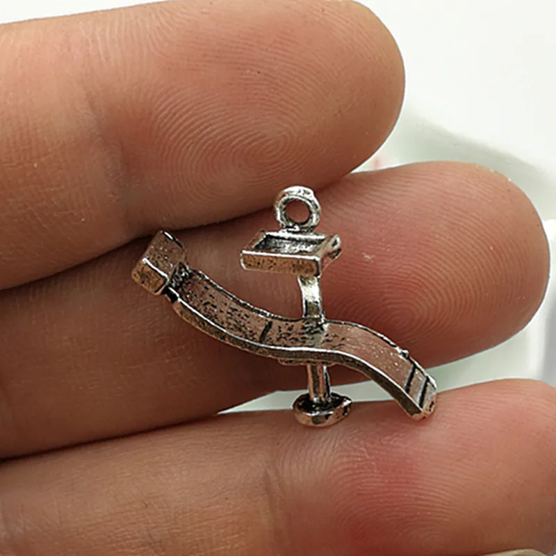 10pcs Charms dentists bed treatment center 24*20mm Tibetan Silver Plated Pendants Antique Jewelry Making DIY Handmade Craft