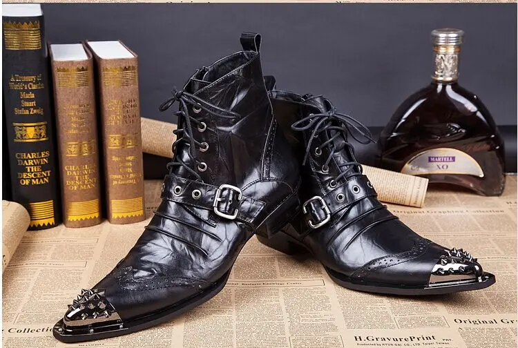 Zobairou/мужские водонепроницаемые зимние ботинки; черные военные ботинки из натуральной кожи с шипами и заклепками; высокие ботинки на шнуровке; botas hombre zapatos