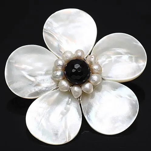 

Wholesale Handwork Jewellery,Wedding Birthday Party Women Gift Brooch,White Pearl Shell Crystal Flower Pin Brooch Pendant