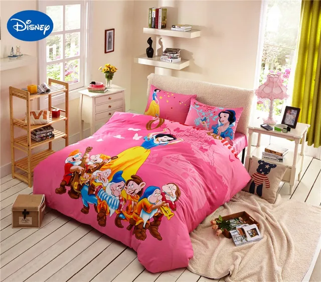 Snow White and the 7 Dwarfs Print Bedding Set for Girl�s Snow White and the 7 Dwarfs Print Bedding Set for Girl�s