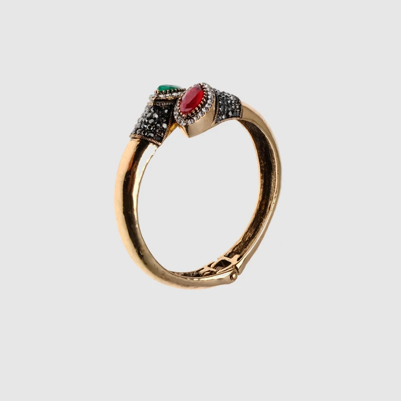 

Amorita boutique vintage metal Bangles