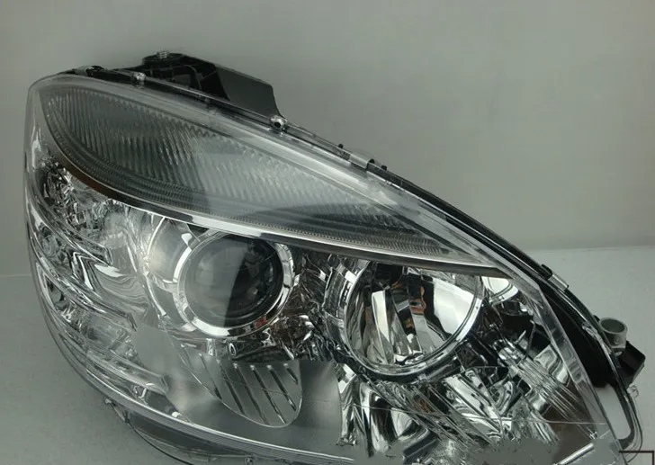 

Qirun headlight assembly for Mercedes-Benz C Class W204 C180 C200 C220 C240 C260 C280 C300 2008-2010