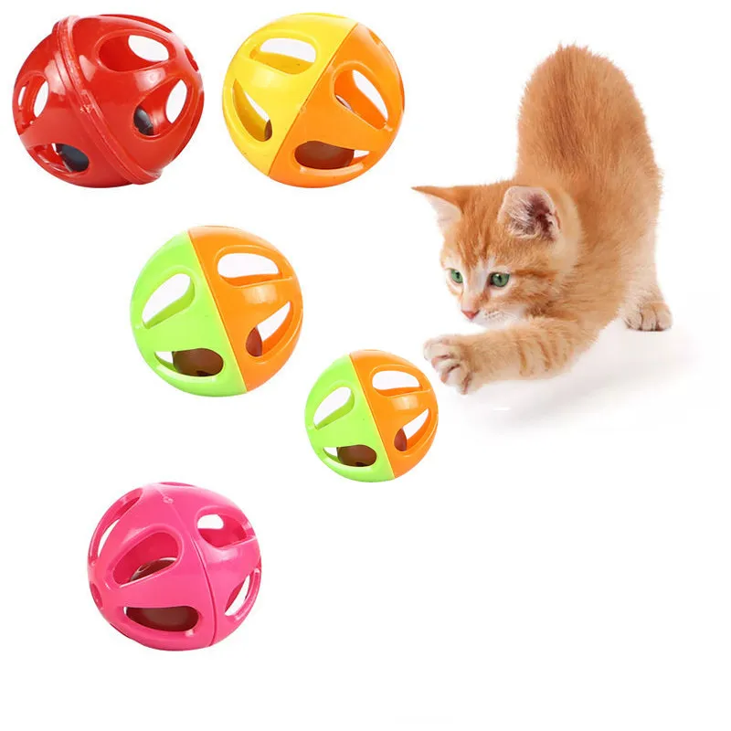 

Cat hamster chinchillas Ball with Bell Ring Playing Chew Rattle Plastic Ball Interactive Cat Training Toys Pet Cat Supply L257