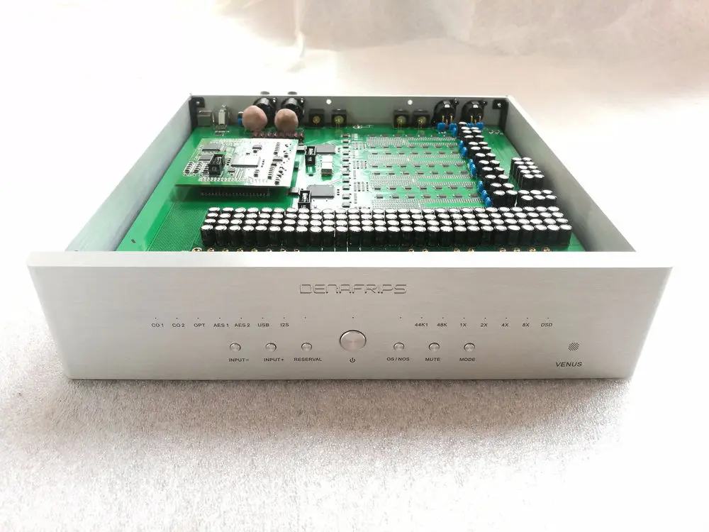 

R-014 VENUS R2R Pure Balanced Decoder Discrete resistor R2R DAC CRYSTEK FIFO 26bit DAC R2R Ladder 16 X Over Sampling USB