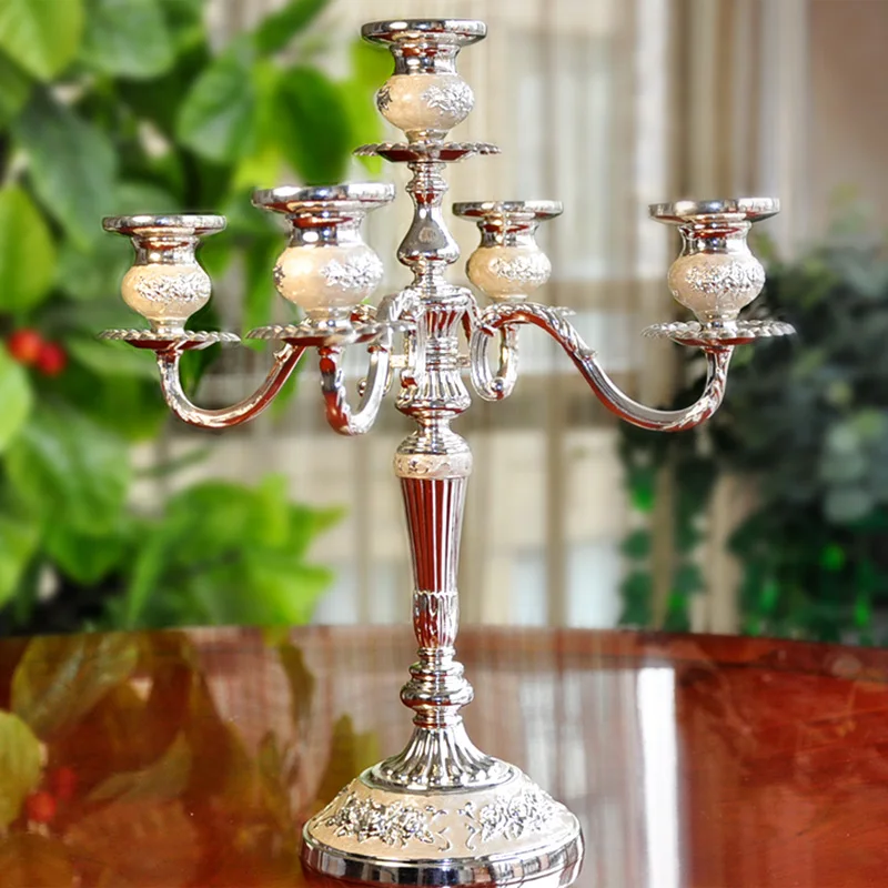 

Metal Candlestick Romantic Rotating Insert Wax Candlestick Wedding Props Household Vintage Candlestick Dining Table Candlestick