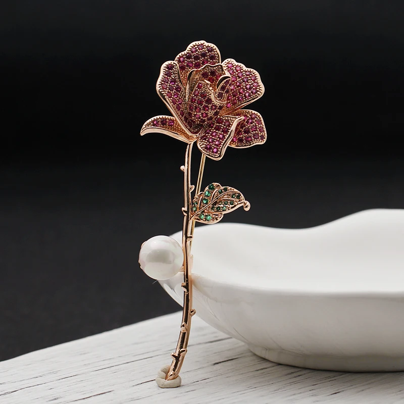 

2018 New Elegant Prickly roses flower Brooches For Women Brand Large Pearl Zircon Pins Hijab Garment Accessories Girl Gifts