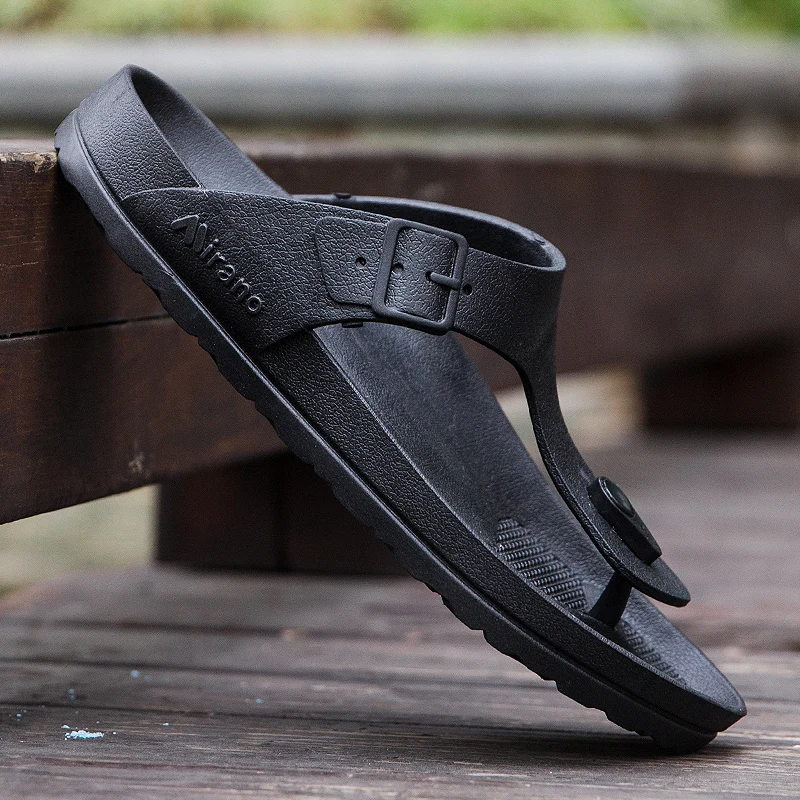 

Men's Flip Flops 2019 Summer Male Flat Slippers Fashion Solid Color Beach Flip Flops Outdoor soft bottom non-slip Slippers 36-45