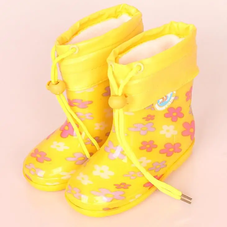 Новые детские ботинки детские дождевые ботинки с мультяшным принтом для девочек, детская непромокаемая обувь с бантом, водонепроницаемые детские резиновые сапоги обувь для младенцев - Цвет: Yellow flowers 5