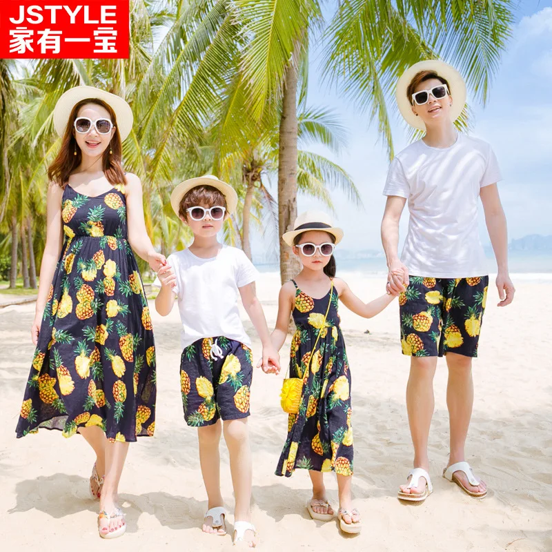 

Family Matching Clothes Mama Mom and Daughter Dress Father Mother Son Outfits Summer Mommy Bebes Wedding Dress Clothing Pants