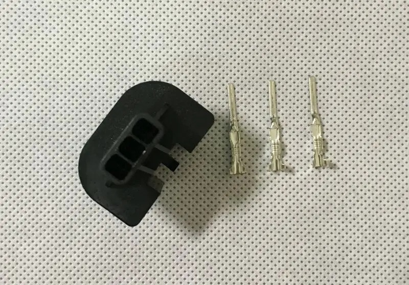 H13 male connector 4