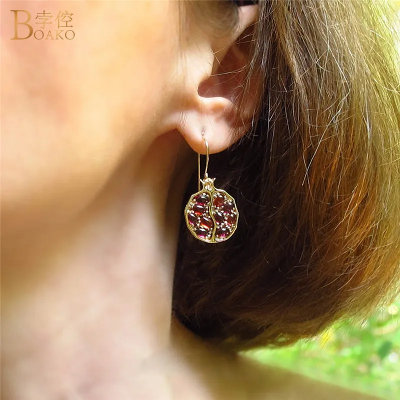 

BOAKO Red Pomegranate Stone Dangle Earrings Round Garnet Drop Earrings for Women Natural Stone Wedding Earring Jewelry Brincos
