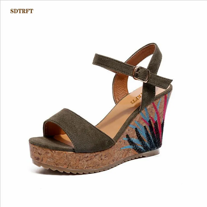 

Plus:34-38 39 New Style Sandals Sweet zapatos mujer 10cm Wedges women shoes Platforms Abiball Sandalias Zapatos de Vestir pumps