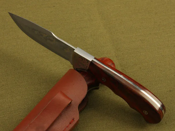 Günstig Handgemachtes geschmiedetes damaskus messer 58 HRC Damaststahl fixed messer ebenholz griff Leder mantel armee Überleben messer