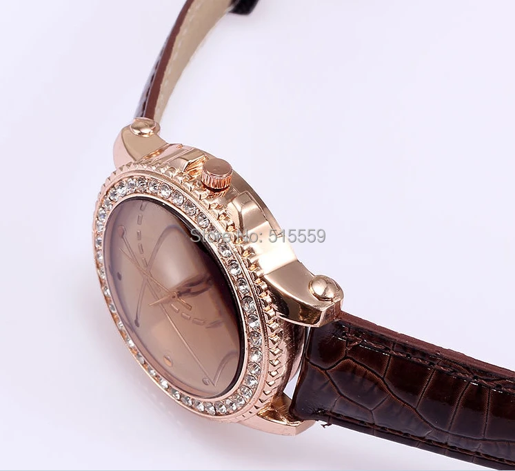100 шт, высококачественные корейские бриллиантовые женские кожаные часы с круглым циферблатом
