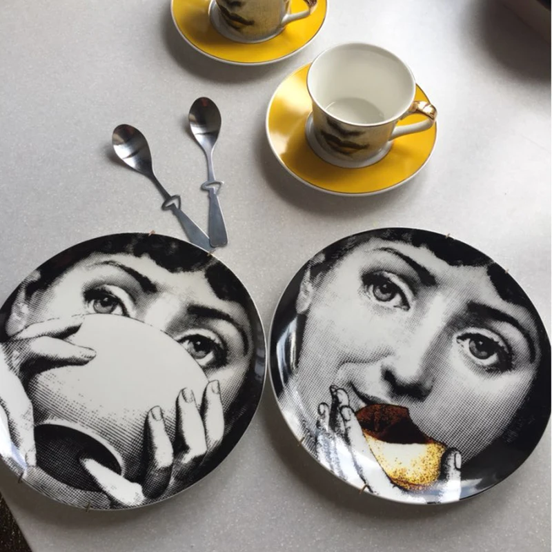 Новый топ мода Милан Piero Fornasetti таблички цвет черный и белый иллюстрации висит блюда образец номер/дома/отель украшения - изображение