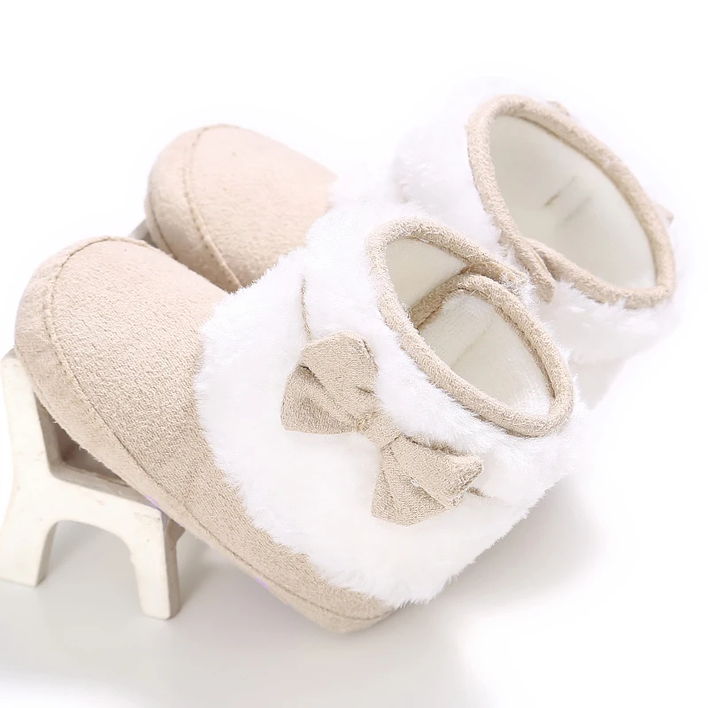 Для маленьких девочек бантом кроватки Сапоги зимние Повседневное мягкая подошва Prewalker теплая обувь Размеры 0-18 м