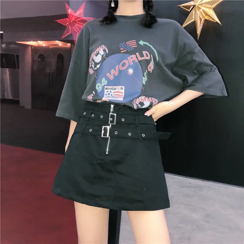 

Vintage Dark Girl Hiphop Patchwork Fake Eyelet Metal Buckle Belt Zipper High Waist Gothic Rock Mini Skirt Korean Ballroom Club