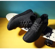 Estilo de la estrella mujeres de los hombres marca casual zapatos de malla de aire yezy transpirable calidad original entrenadores mocasines alpargatas zapatillas de deporte de moda