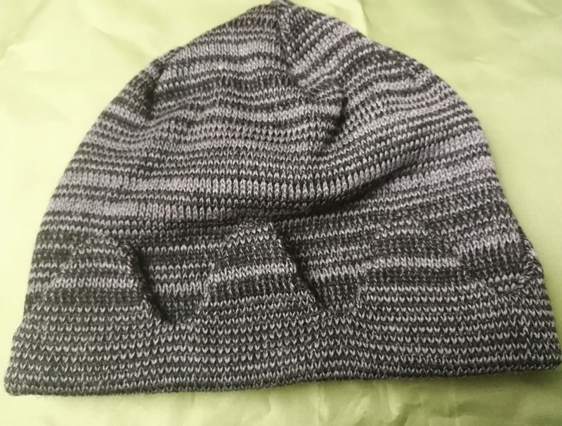 Exclusive Riverdale Jughead Jones Cosplay Beanie Hat - Hot Topic Crown Knitted Cap image 4