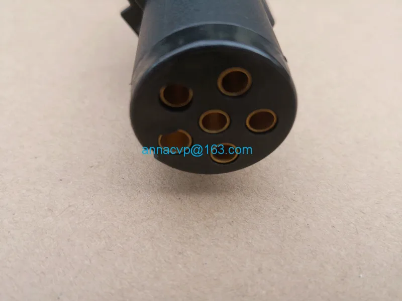 trailer adapter 7 pin large round trailer socket to small round plug (4)