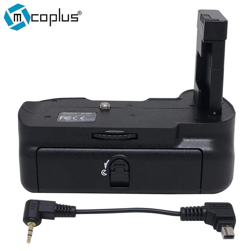 Mcoplus BG D5200 Professional Vertical Battery Grip for Nikon DSLR D5200 Camera as Meike MK D5200