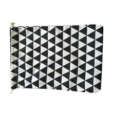 1 шт Мода складной пачка рот Подарочная сумка(черный+ белый L 7